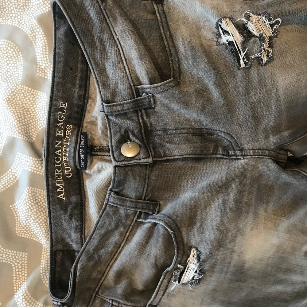 grey skinny jeans